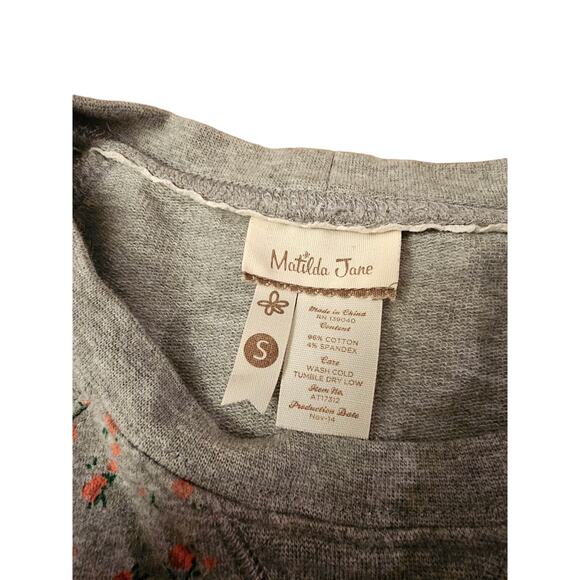 Matilda Jane Hello Comfy Layers Gray Floral Sweatshirt w/ Ruffle Hem sz S (590) - Picture 2 of 6